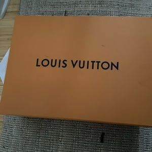 Lv Hoodie limited edition Blk M